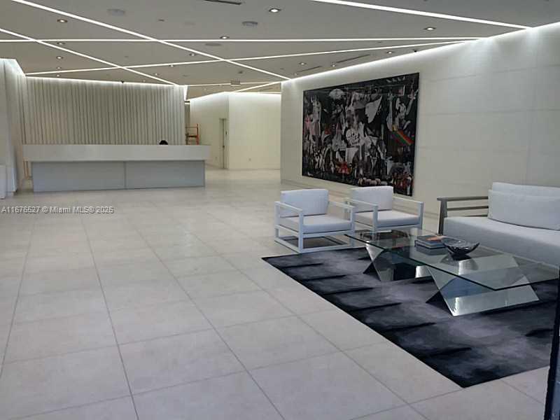 4250 Biscayne Blvd #1104, Miami FL 33137