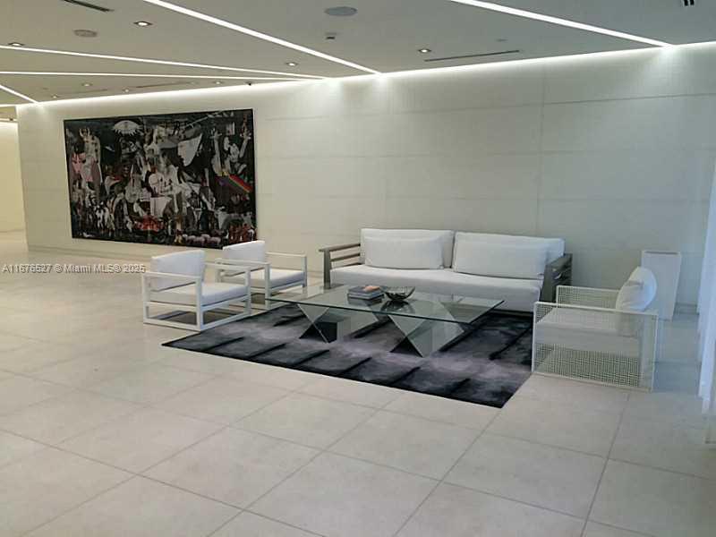 4250 Biscayne Blvd #1104, Miami FL 33137