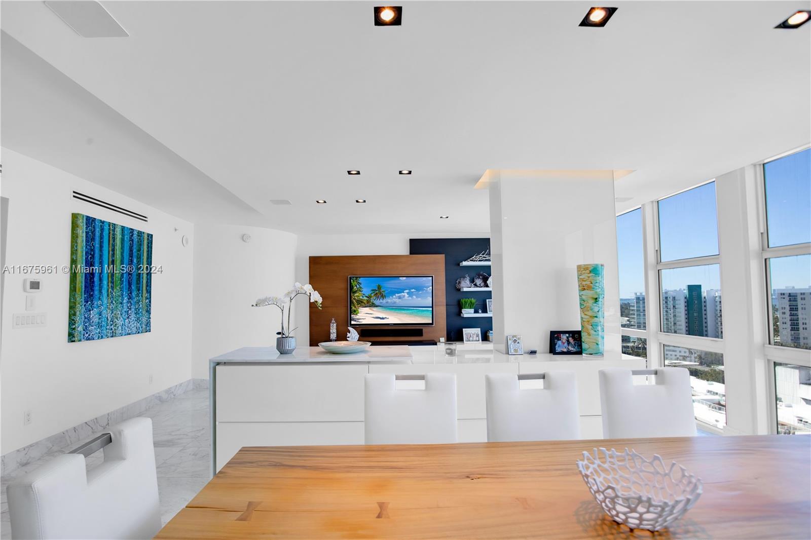 6801 Collins Ave #LPH12(Door 01/02), Miami Beach FL 33141