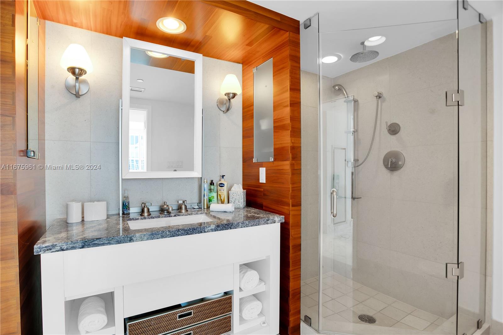 6801 Collins Ave #LPH12(Door 01/02), Miami Beach FL 33141