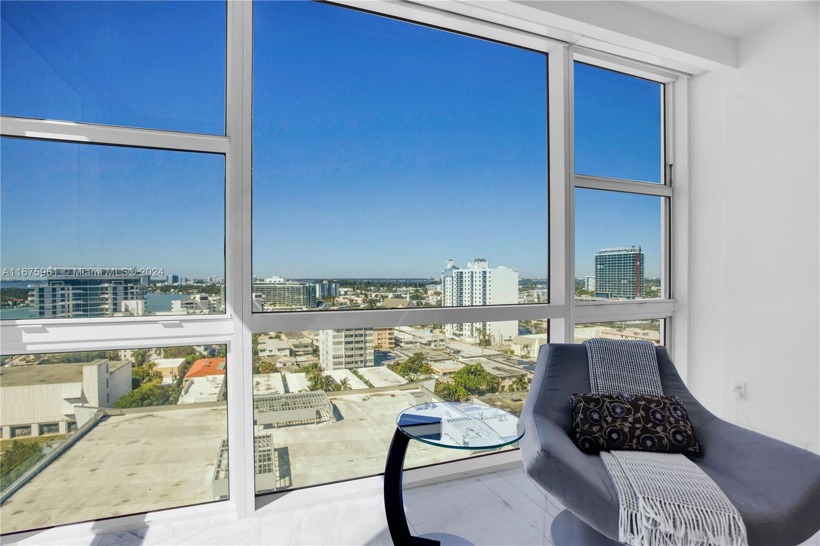 6801 Collins Ave #LPH12(Door 01/02), Miami Beach FL 33141