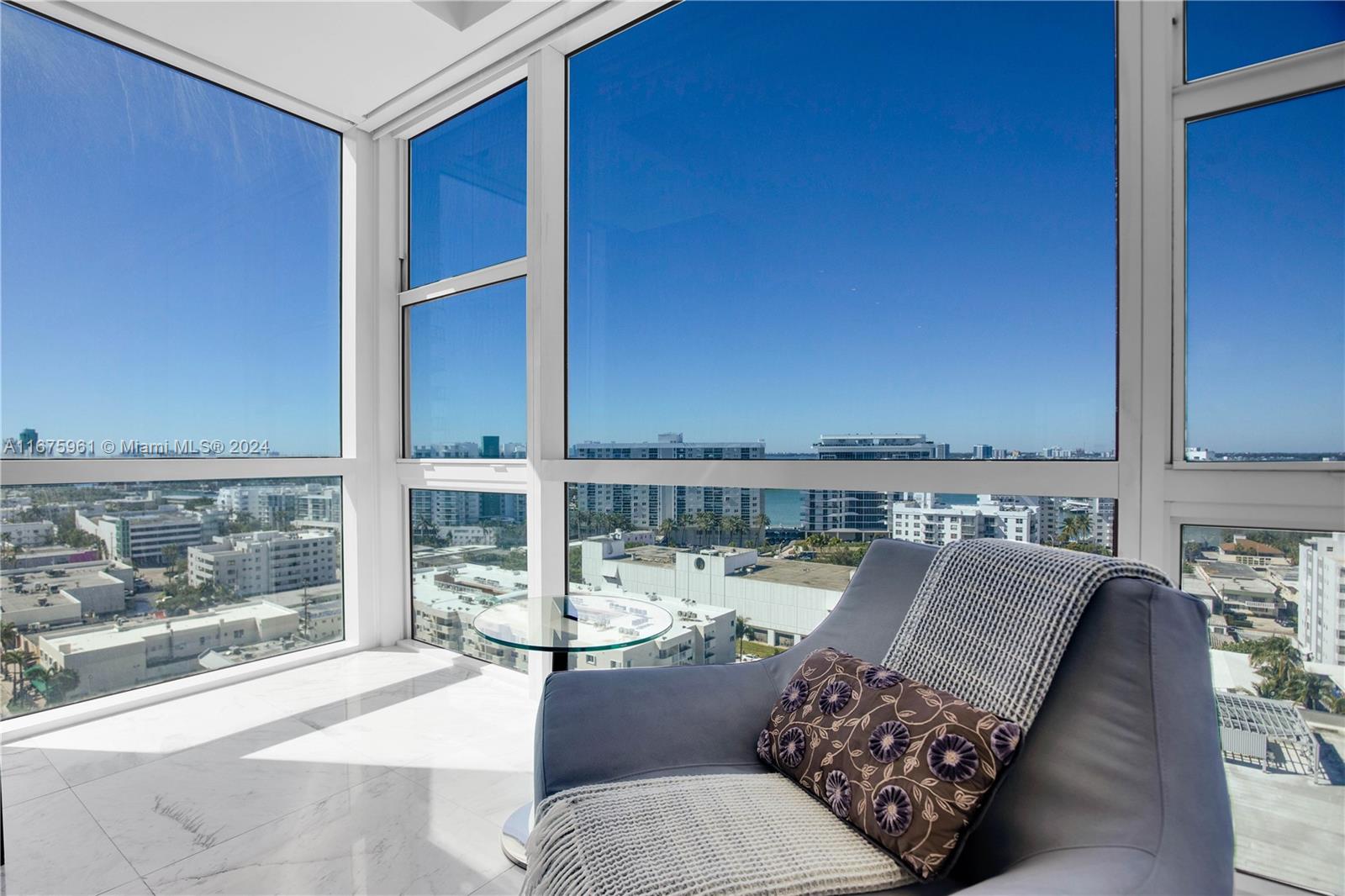 6801 Collins Ave #LPH12(Door 01/02), Miami Beach FL 33141