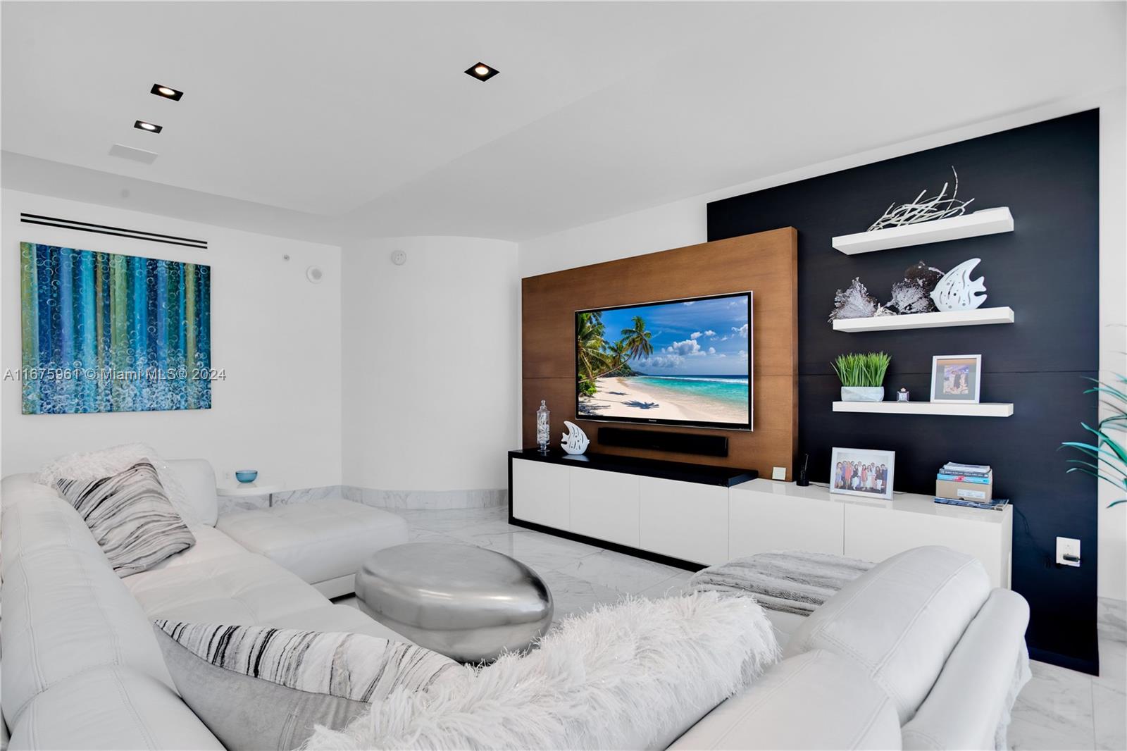6801 Collins Ave #LPH12(Door 01/02), Miami Beach FL 33141