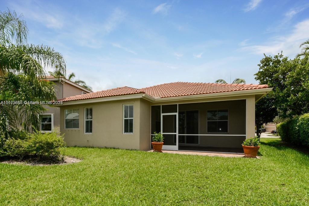 513 Live Oak Ln, Weston, Florida image 22