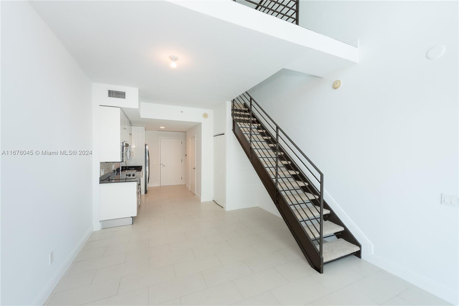 60 SW 13th St #1818, Miami FL 33130