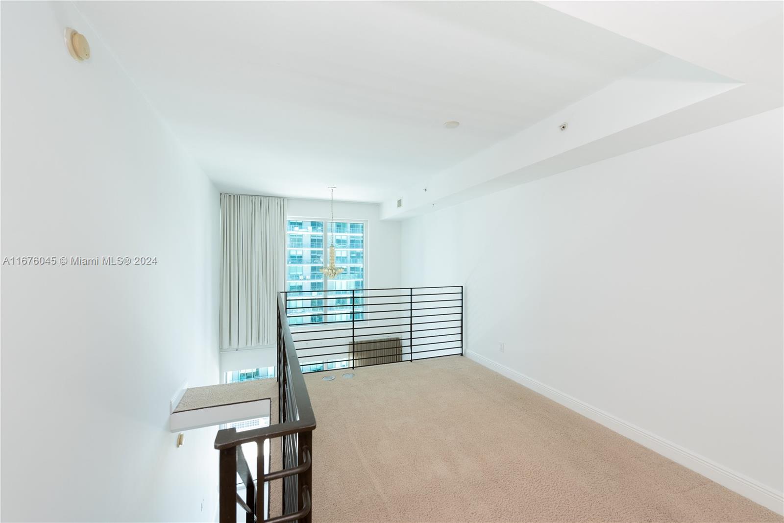 60 SW 13th St #1818, Miami FL 33130