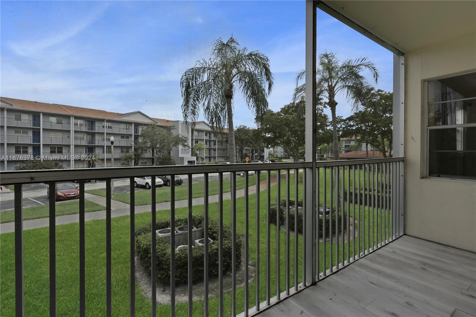 650 SW 124th Ter #204P, Pembroke Pines, Florida image 11