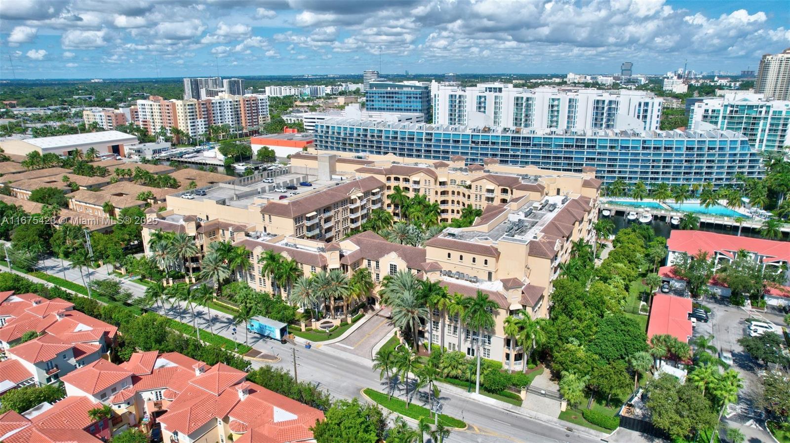 3001 NE 185th St #114, Aventura, Florida image 3