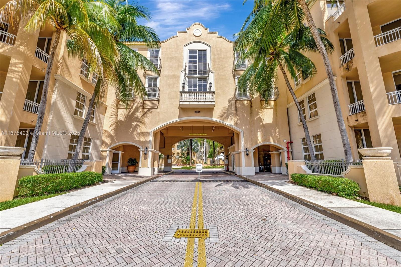 3001 NE 185th St #114, Aventura, Florida image 7