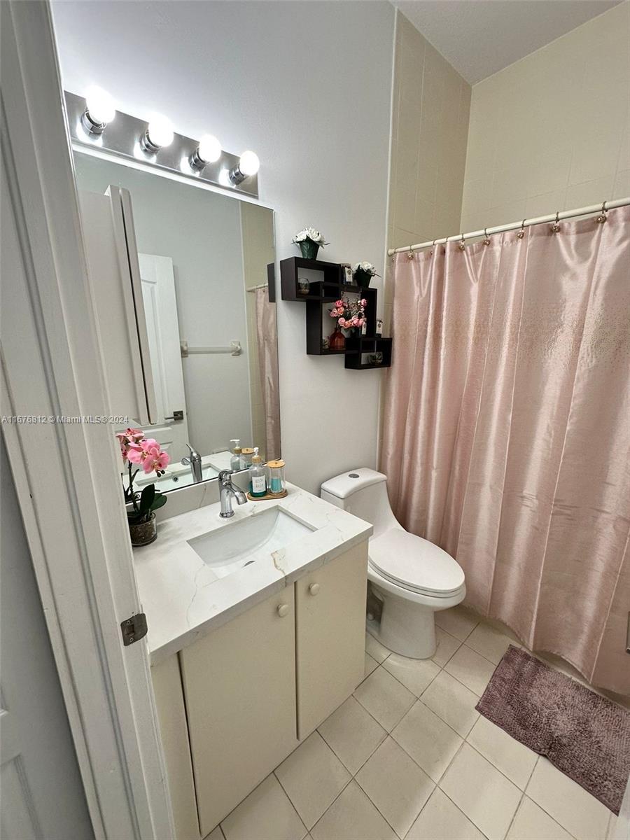 18151 NW 91st Ct, Hialeah, Florida image 35