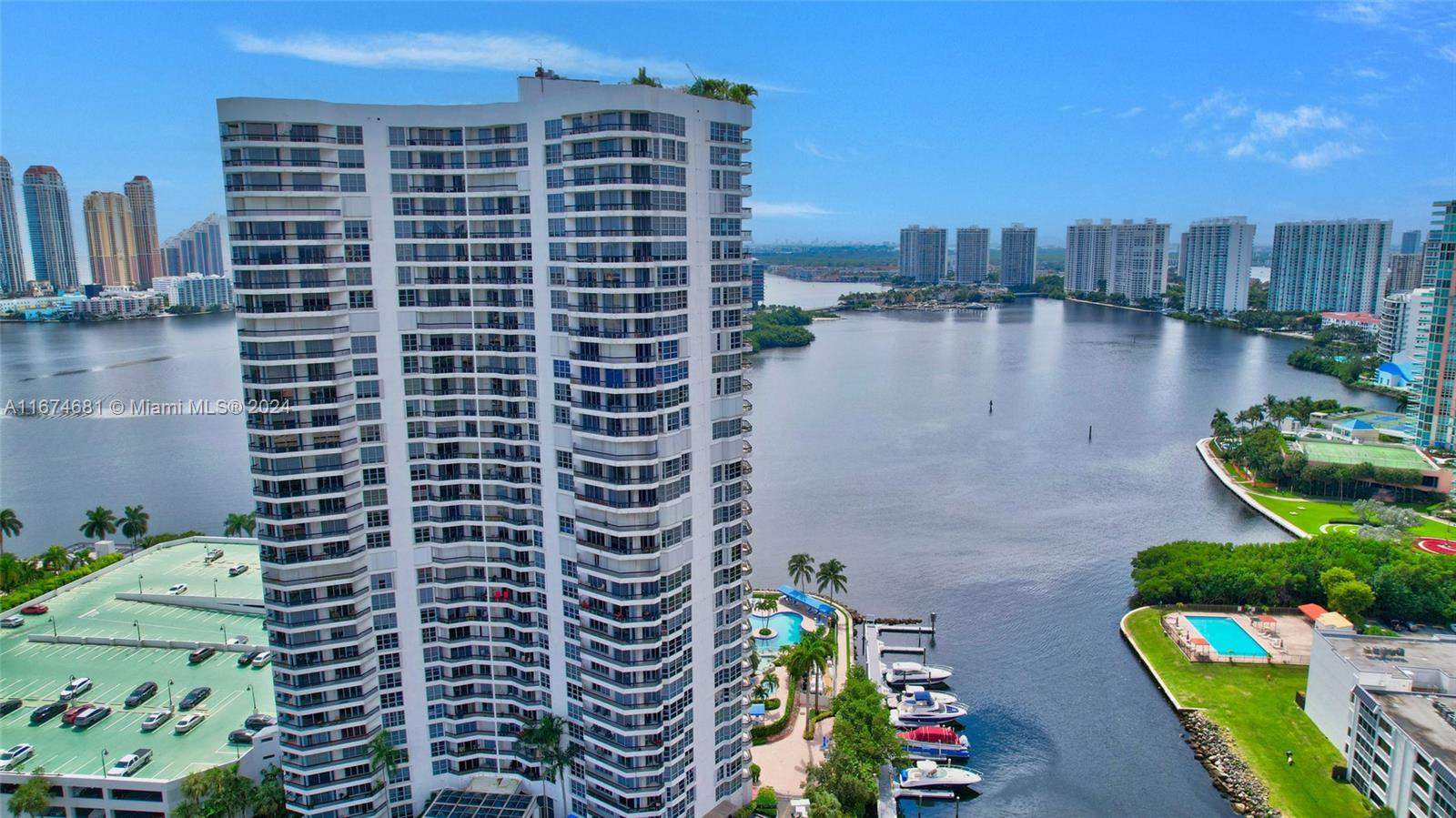 3530 Mystic Pointe Dr #2504, Aventura, Florida image 3