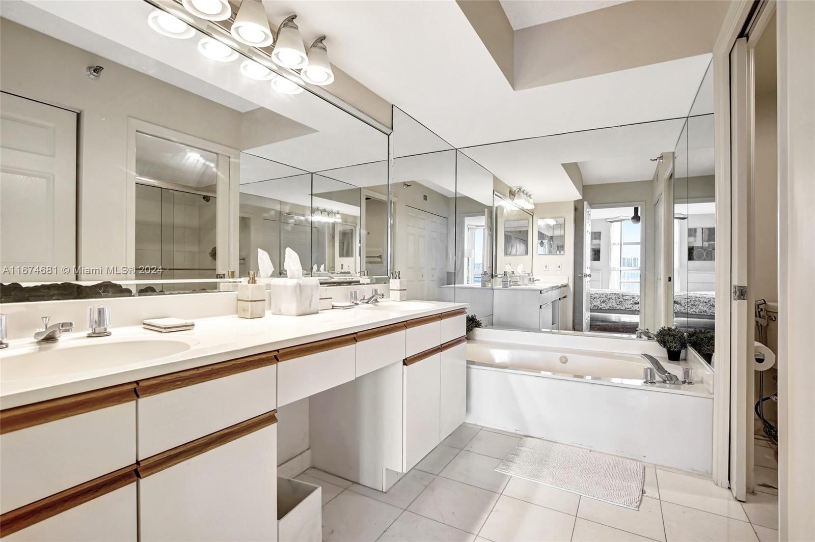3530 Mystic Pointe Dr #2504, Aventura FL 33180