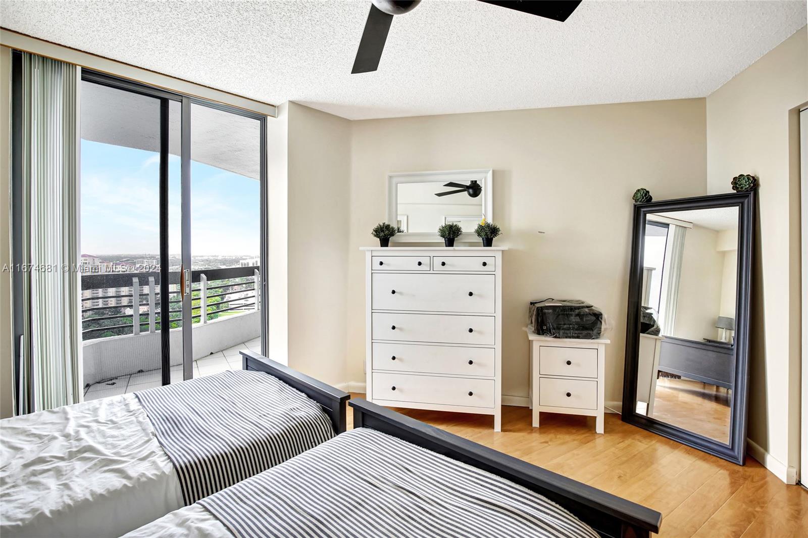3530 Mystic Pointe Dr #2504, Aventura FL 33180