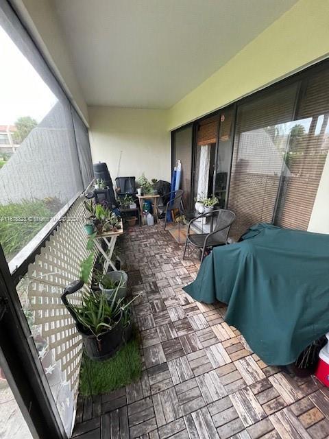 230 Lakeview Dr #106, Weston, Florida image 25