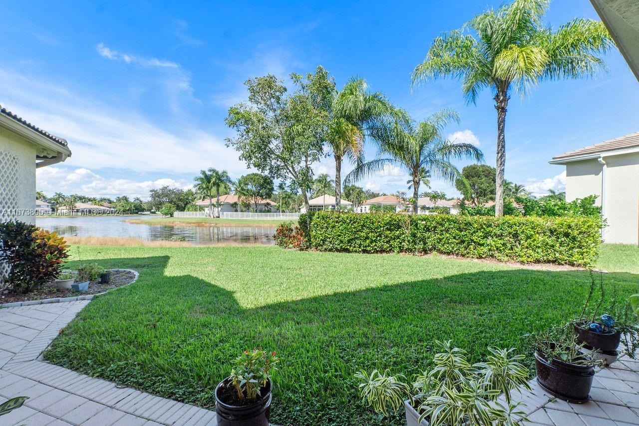 2549 Jardin Ter, Weston, Florida image 32