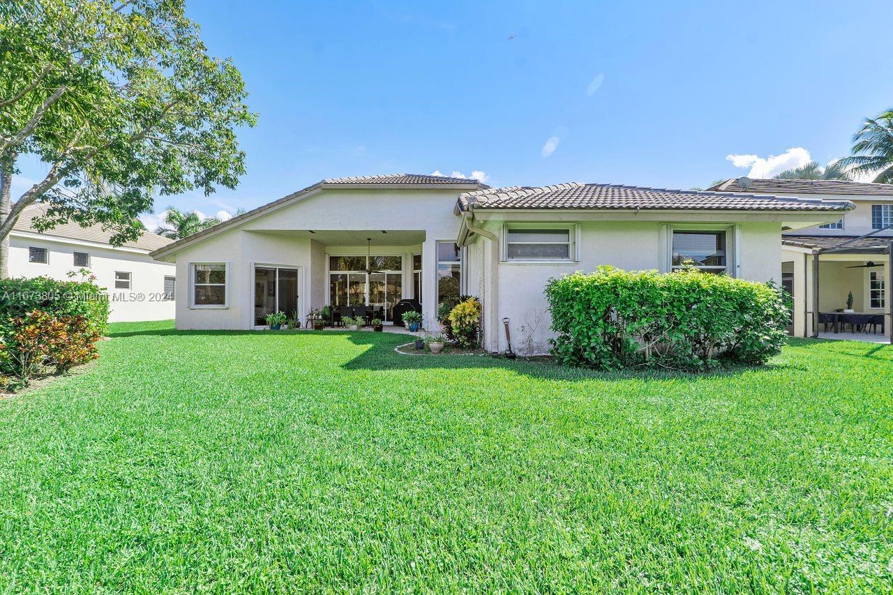 2549 Jardin Ter, Weston, Florida image 44