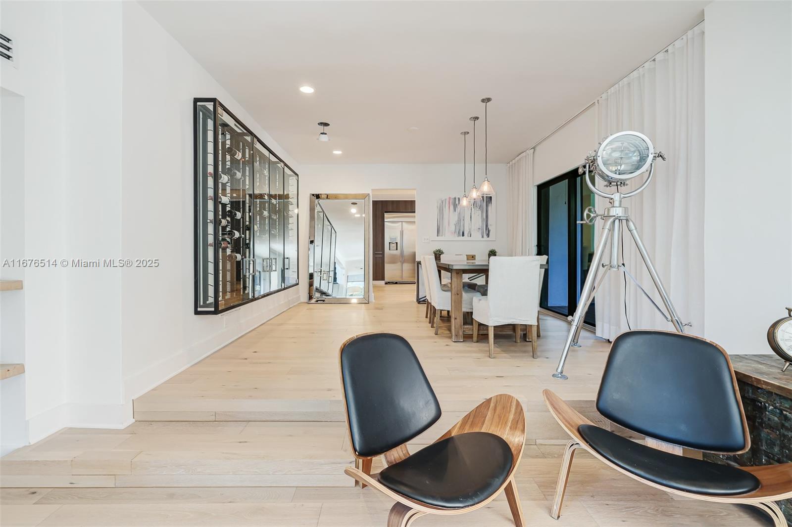 Listing Photo 8