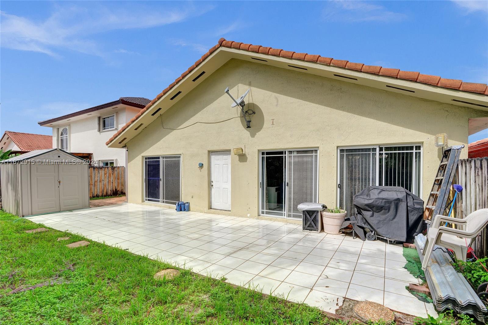 8738 NW 141st Ter, Miami Lakes, Florida image 34