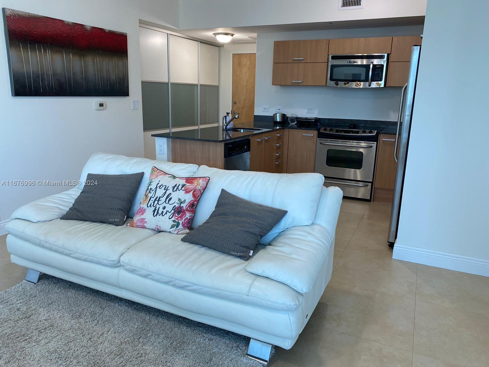 350 S Miami Ave #3706, Miami FL 33130