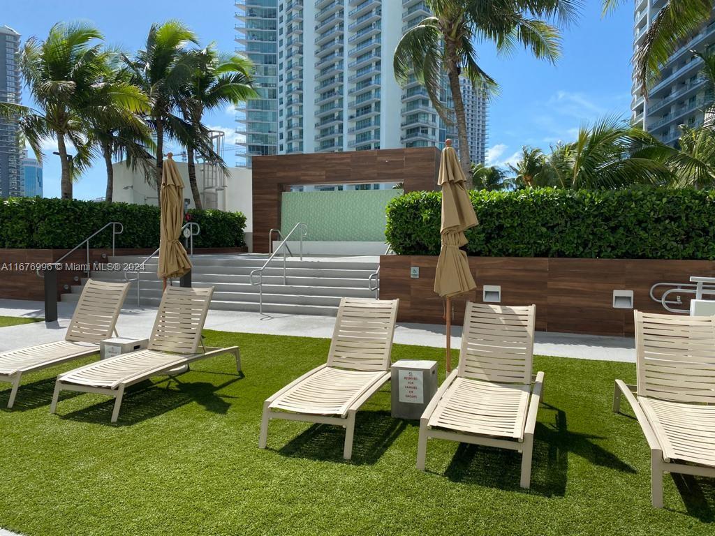 350 S Miami Ave #3706, Miami FL 33130