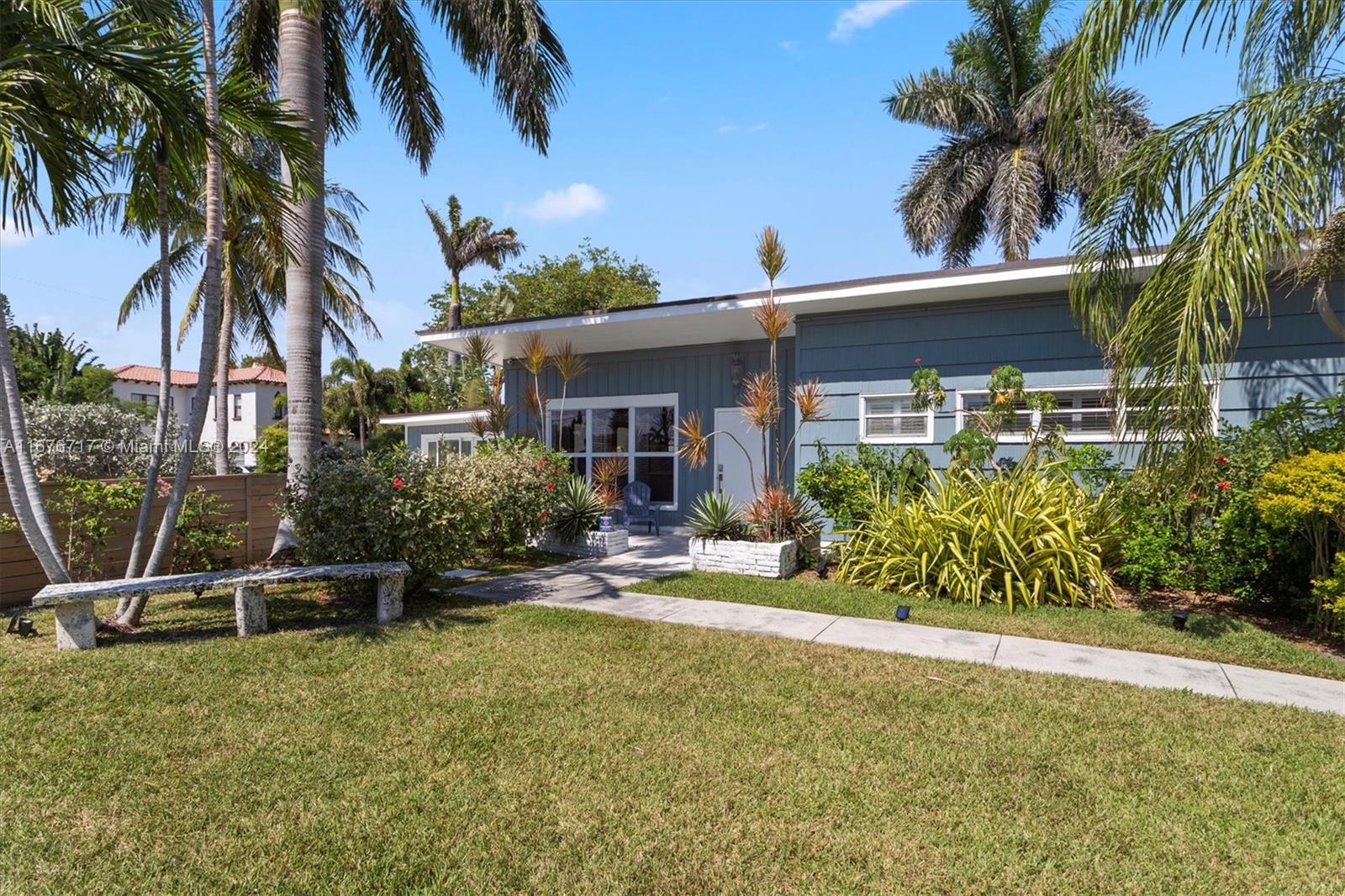 1625 S Palmway, Lake Worth, Florida image 3