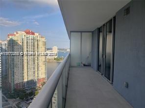 1300 Brickell Bay Dr #2801, Miami FL 33131