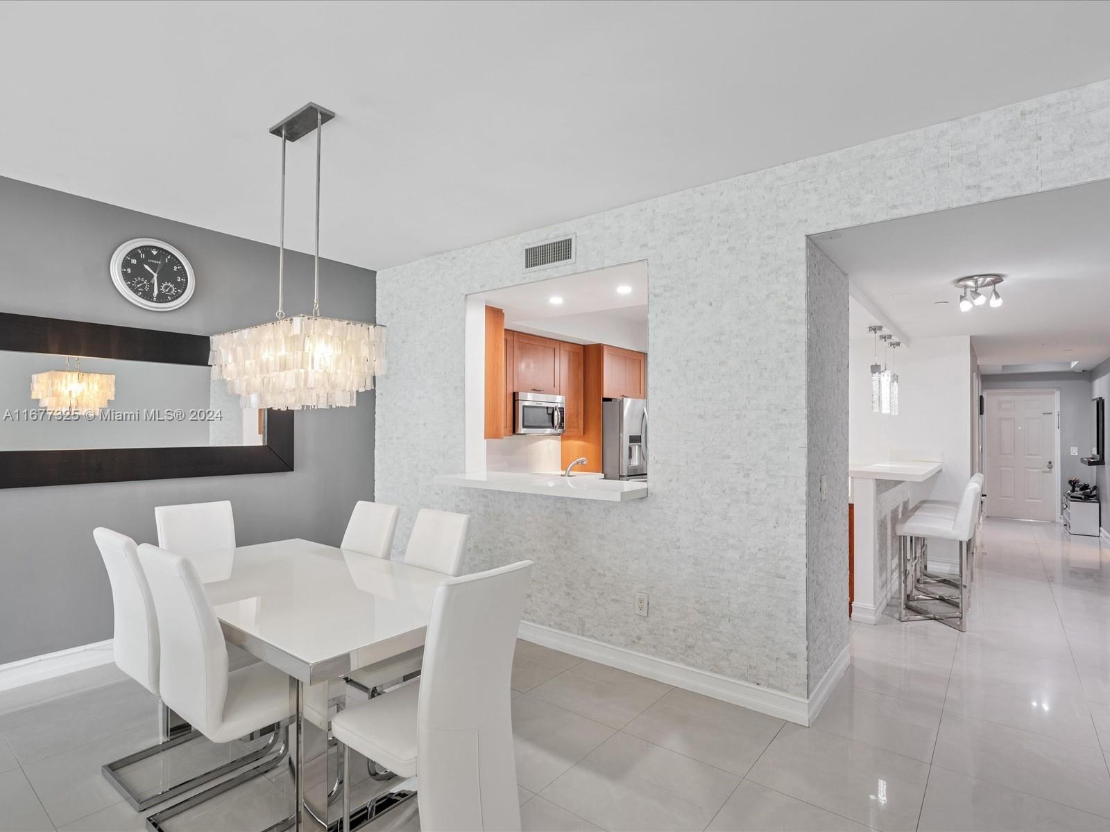 3340 NE 190th St #1006, Aventura FL 33180