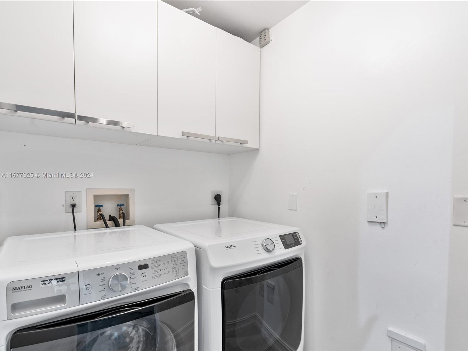 3340 NE 190th St #1006, Aventura FL 33180