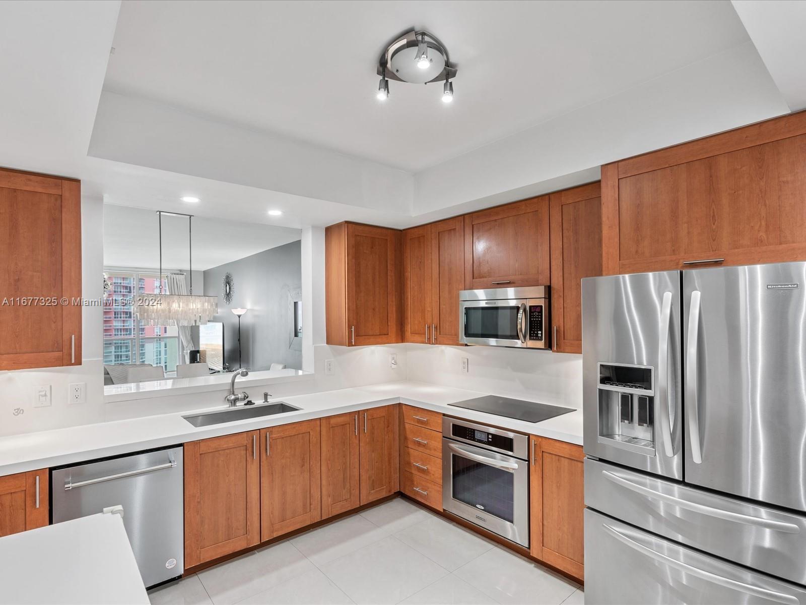 3340 NE 190th St #1006, Aventura FL 33180