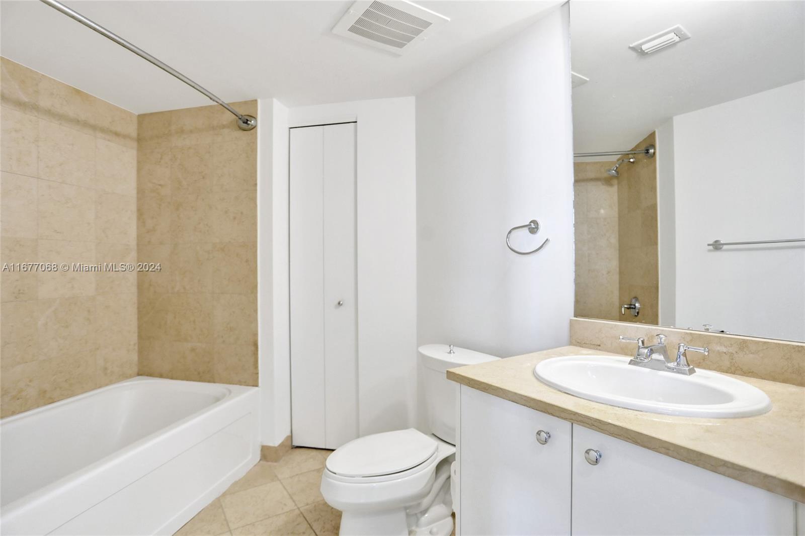 20000 E Country Club Dr #616, Aventura, Florida image 25