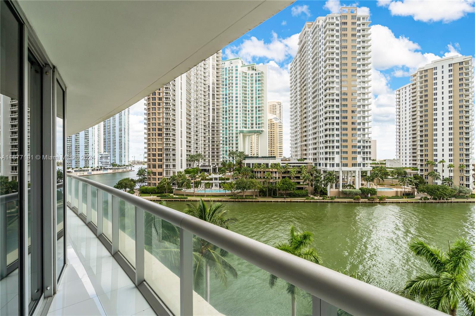 495 Brickell Ave #BAY607, Miami FL 33131