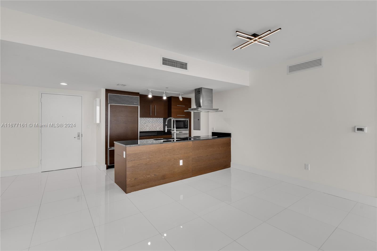 495 Brickell Ave #BAY607, Miami FL 33131