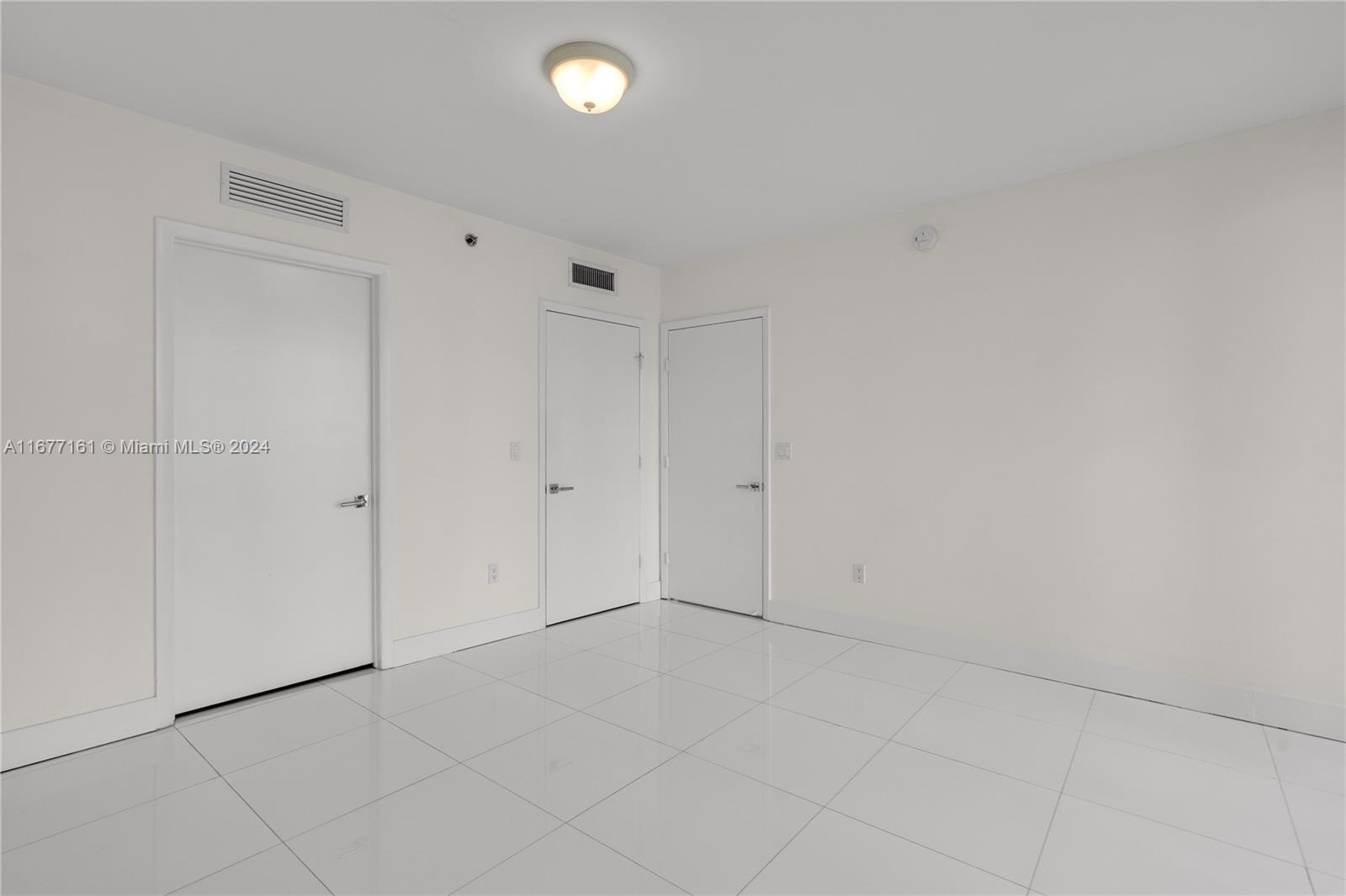 495 Brickell Ave #BAY607, Miami FL 33131