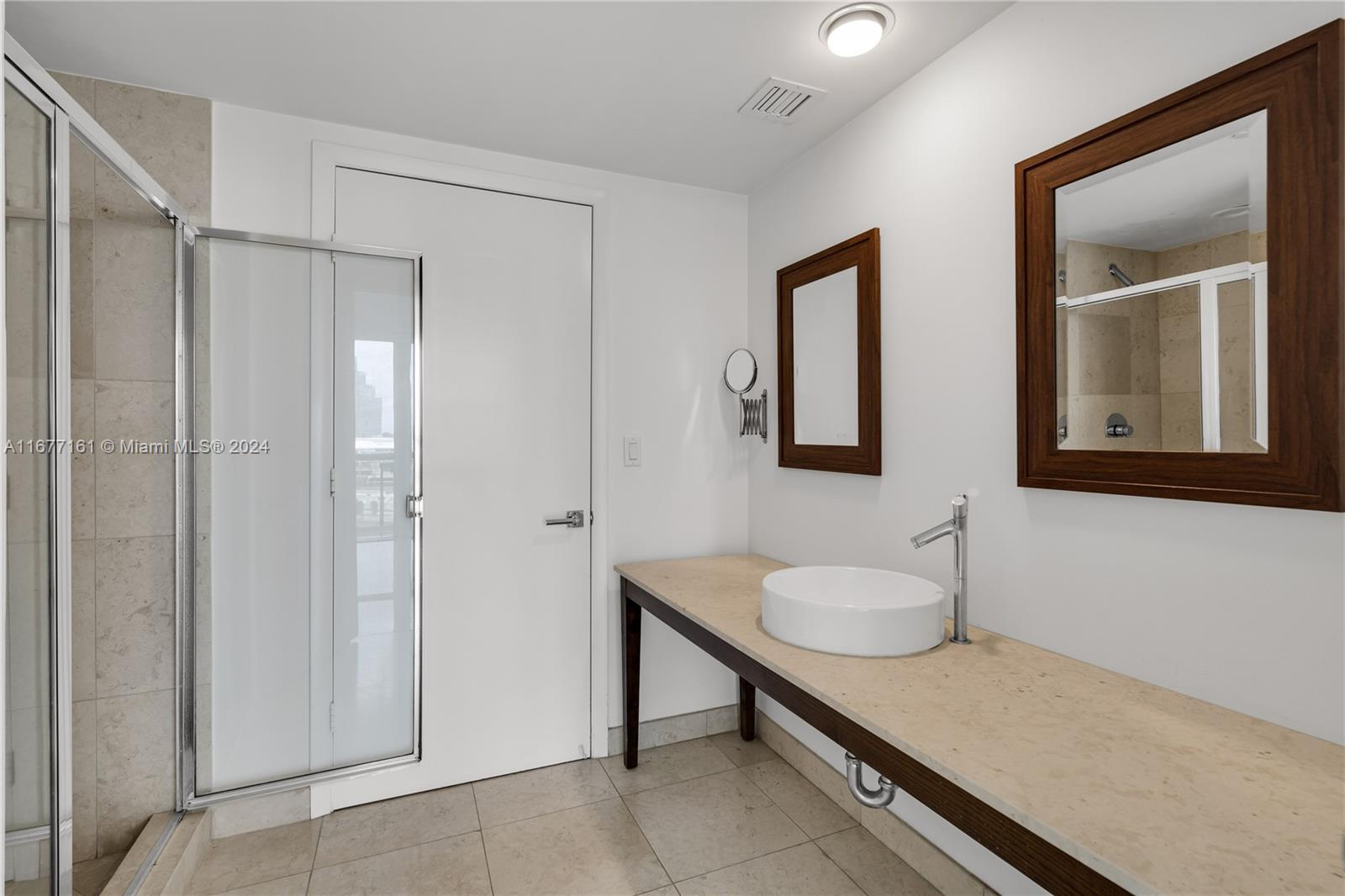 495 Brickell Ave #BAY607, Miami FL 33131