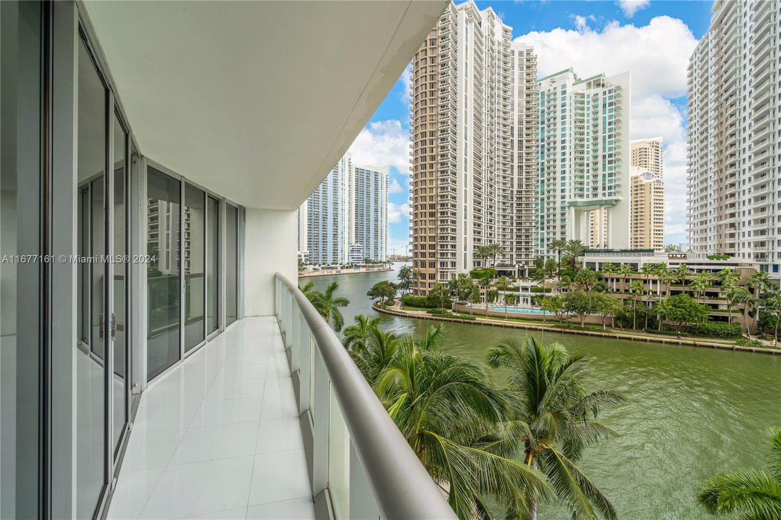 495 Brickell Ave #BAY607, Miami FL 33131