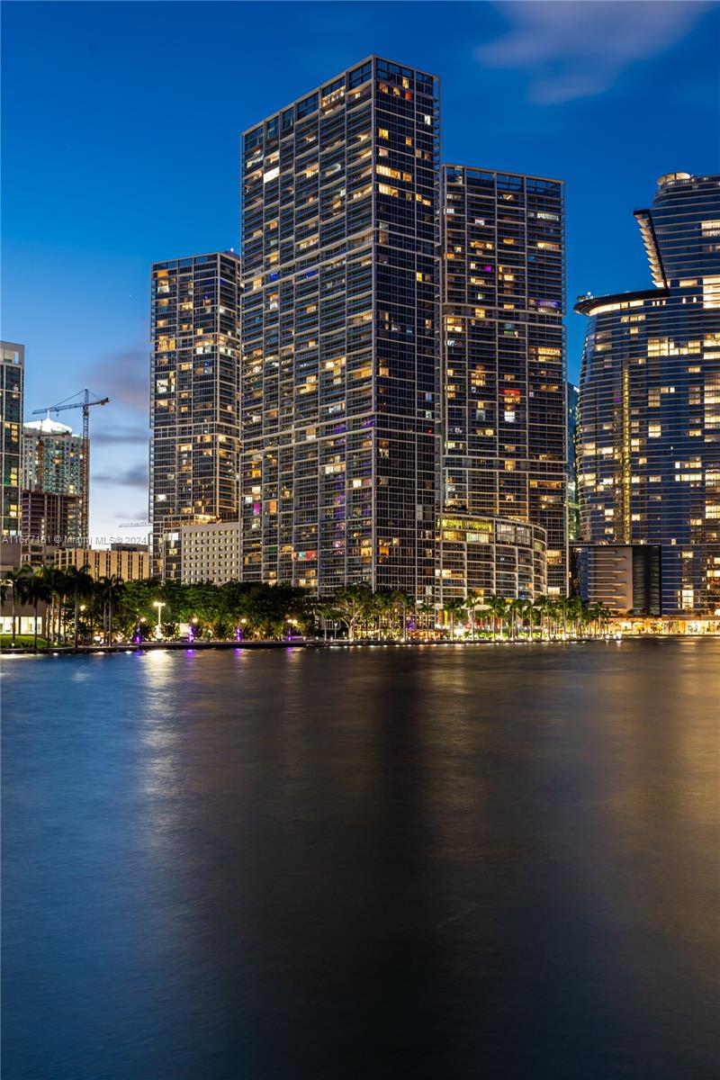495 Brickell Ave #BAY607, Miami FL 33131