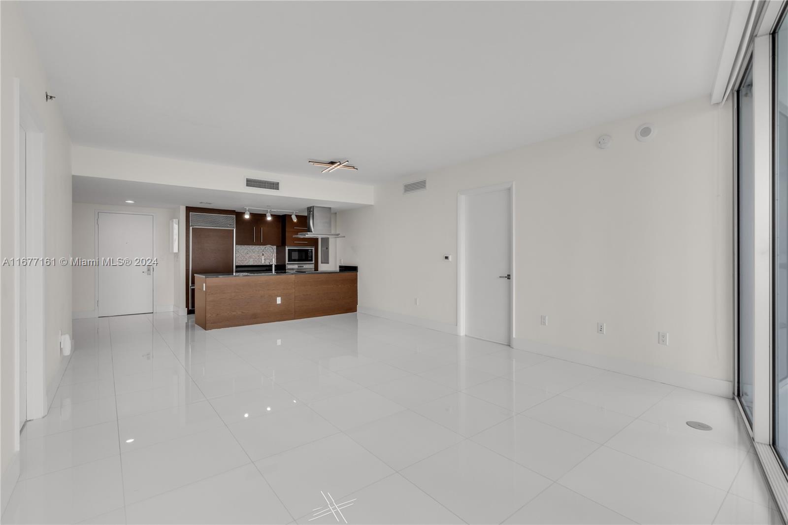 495 Brickell Ave #BAY607, Miami FL 33131