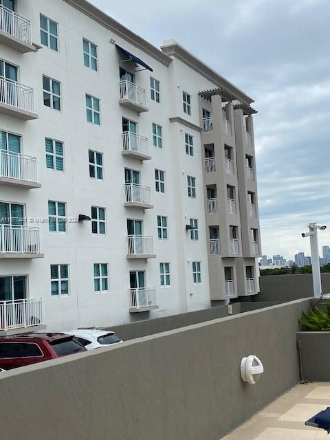 Listing Photo 14