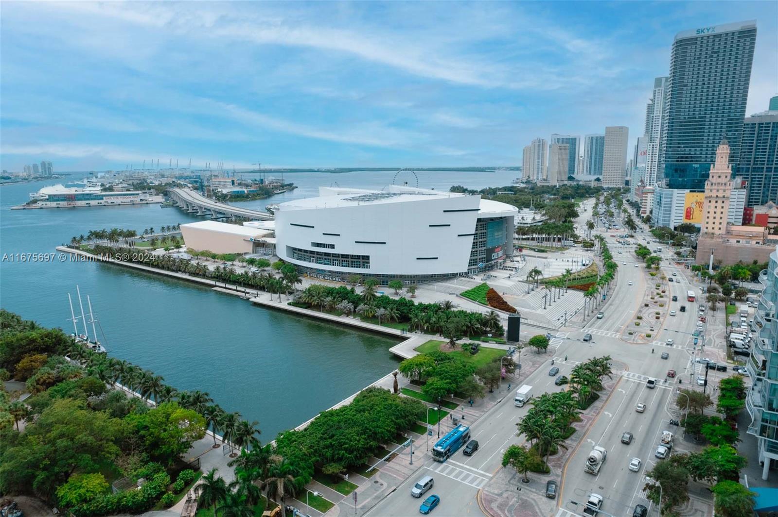 900 Biscayne Blvd #2304, Miami FL 33132