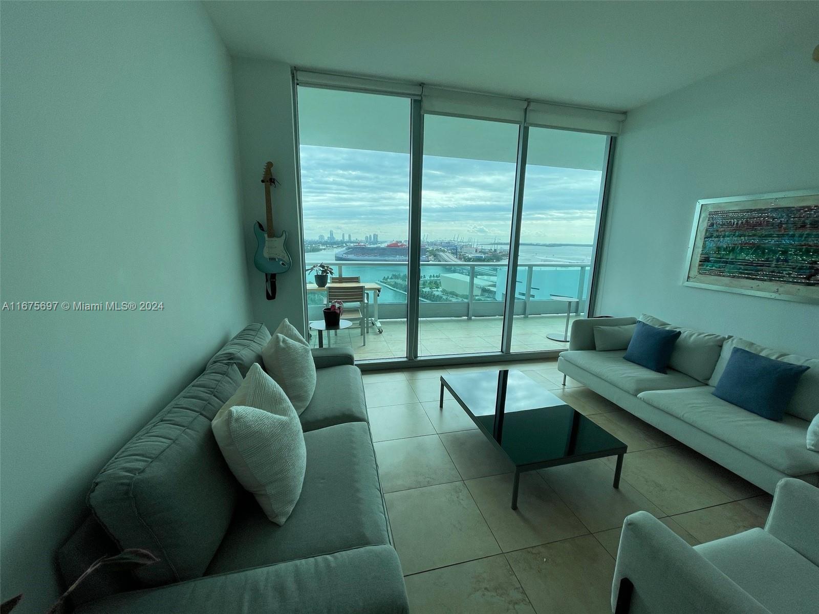 900 Biscayne Blvd #2304, Miami FL 33132
