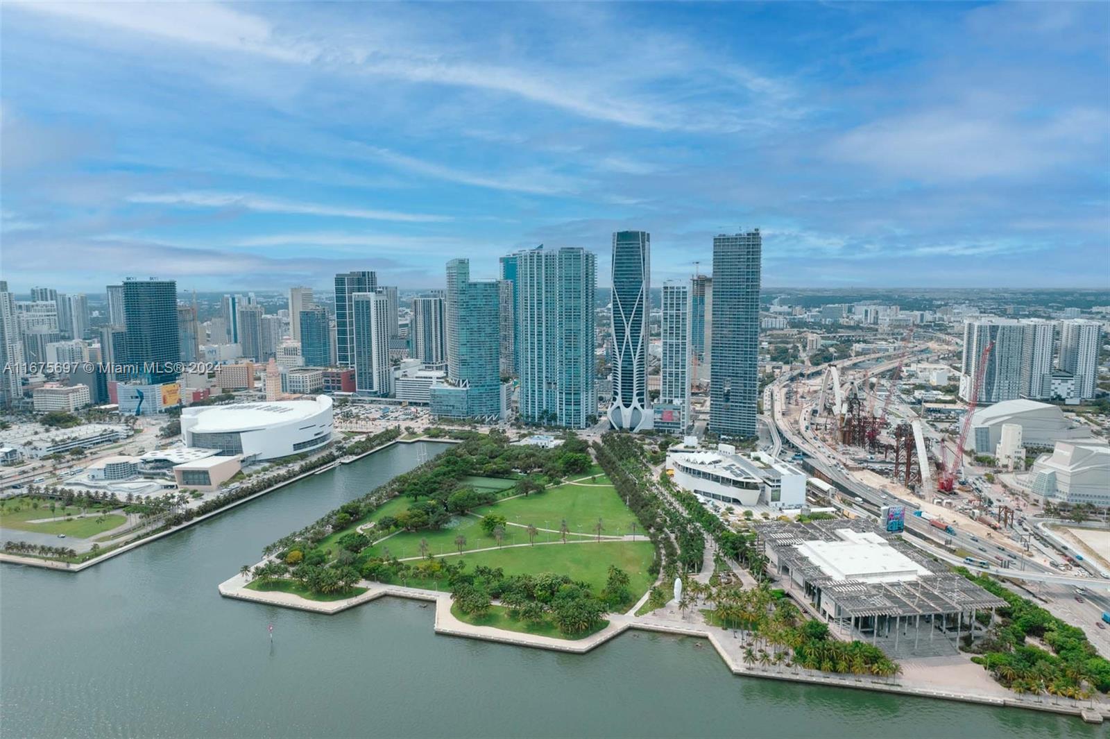 900 Biscayne Blvd #2304, Miami FL 33132