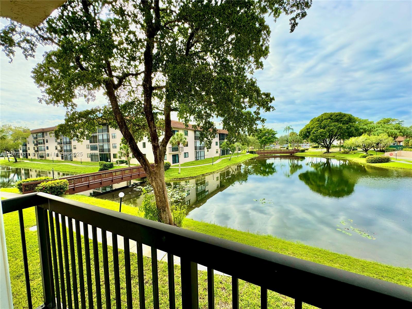 4955 E Sabal Palm Blvd #203, Tamarac, Florida image 12