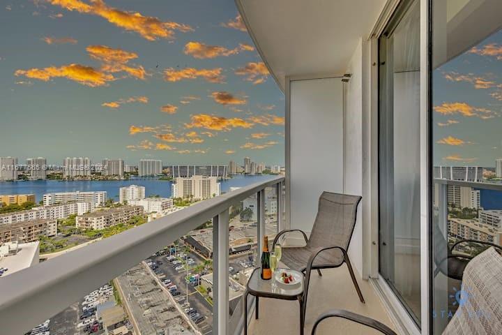 18001 Collins Ave #1917, Sunny Isles Beach, Florida image 12