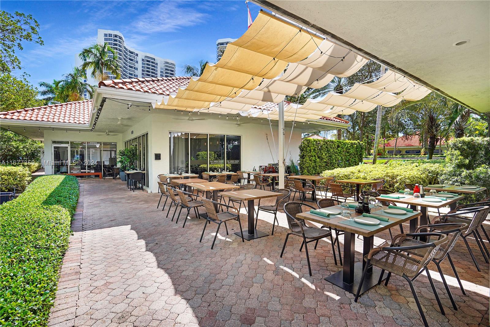 3530 Mystic Pointe Dr #1714, Aventura FL 33180