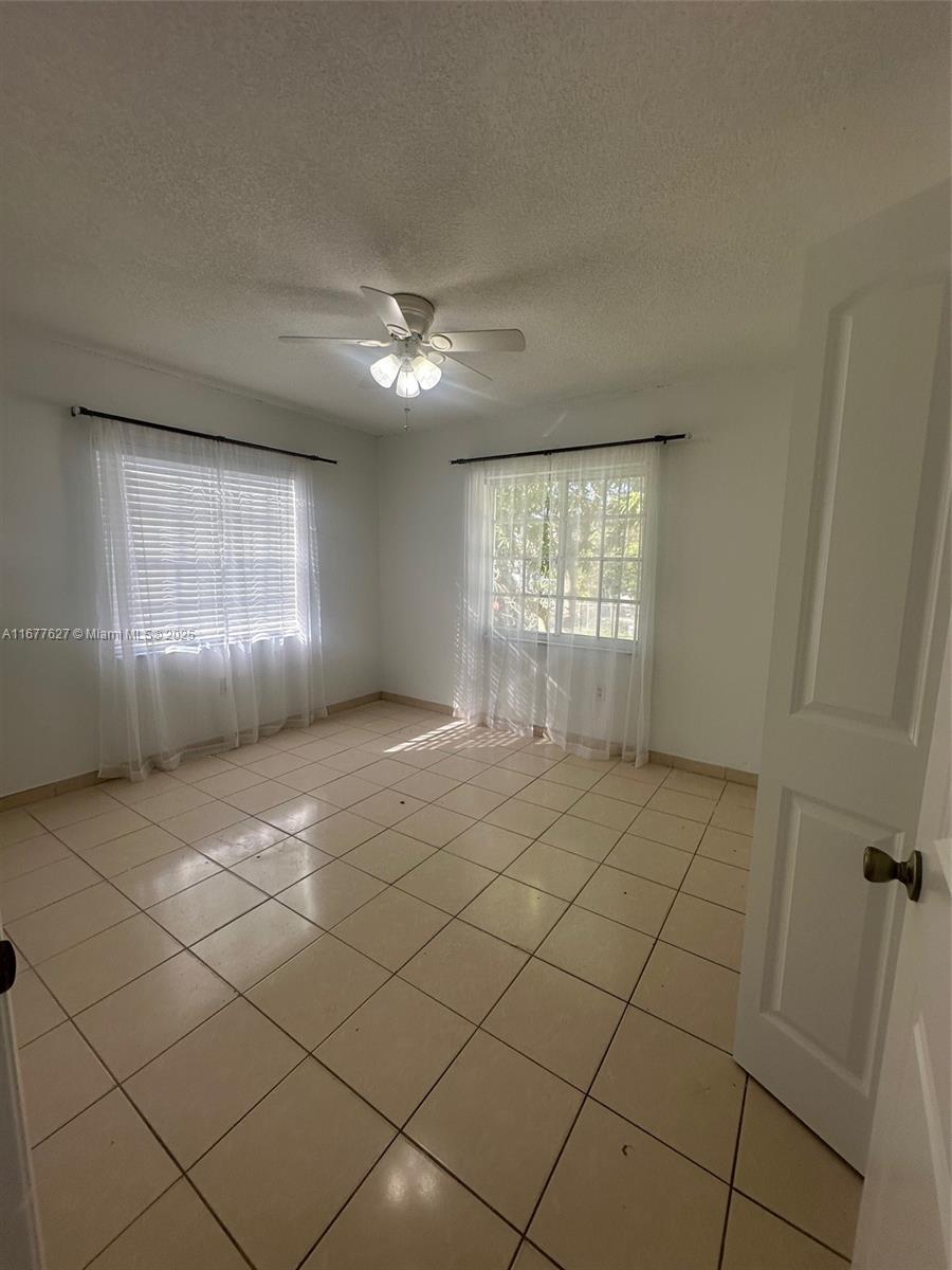 101 E 41st St, Hialeah, Florida image 11