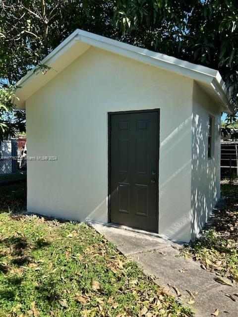 101 E 41st St, Hialeah, Florida image 23