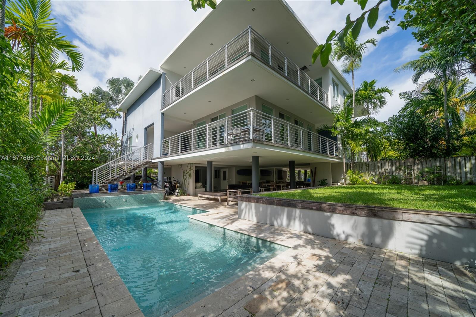 701 Fernwood Rd, Key Biscayne, Florida image 1