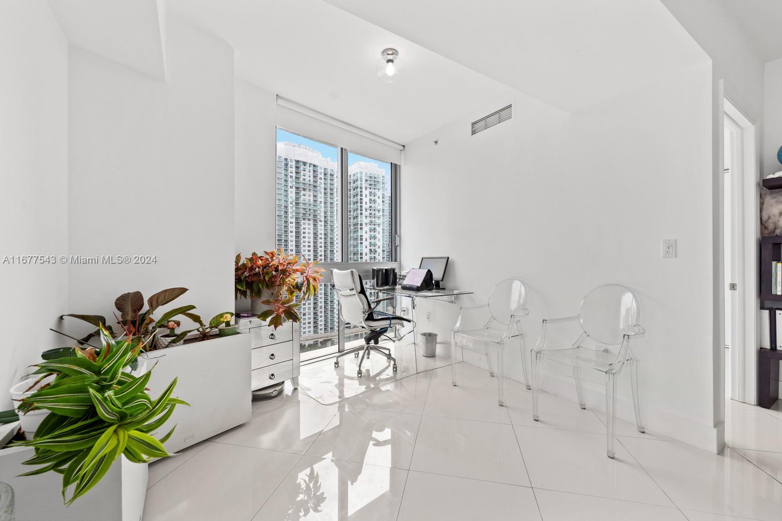 350 S Miami Ave #2201, Miami FL 33130
