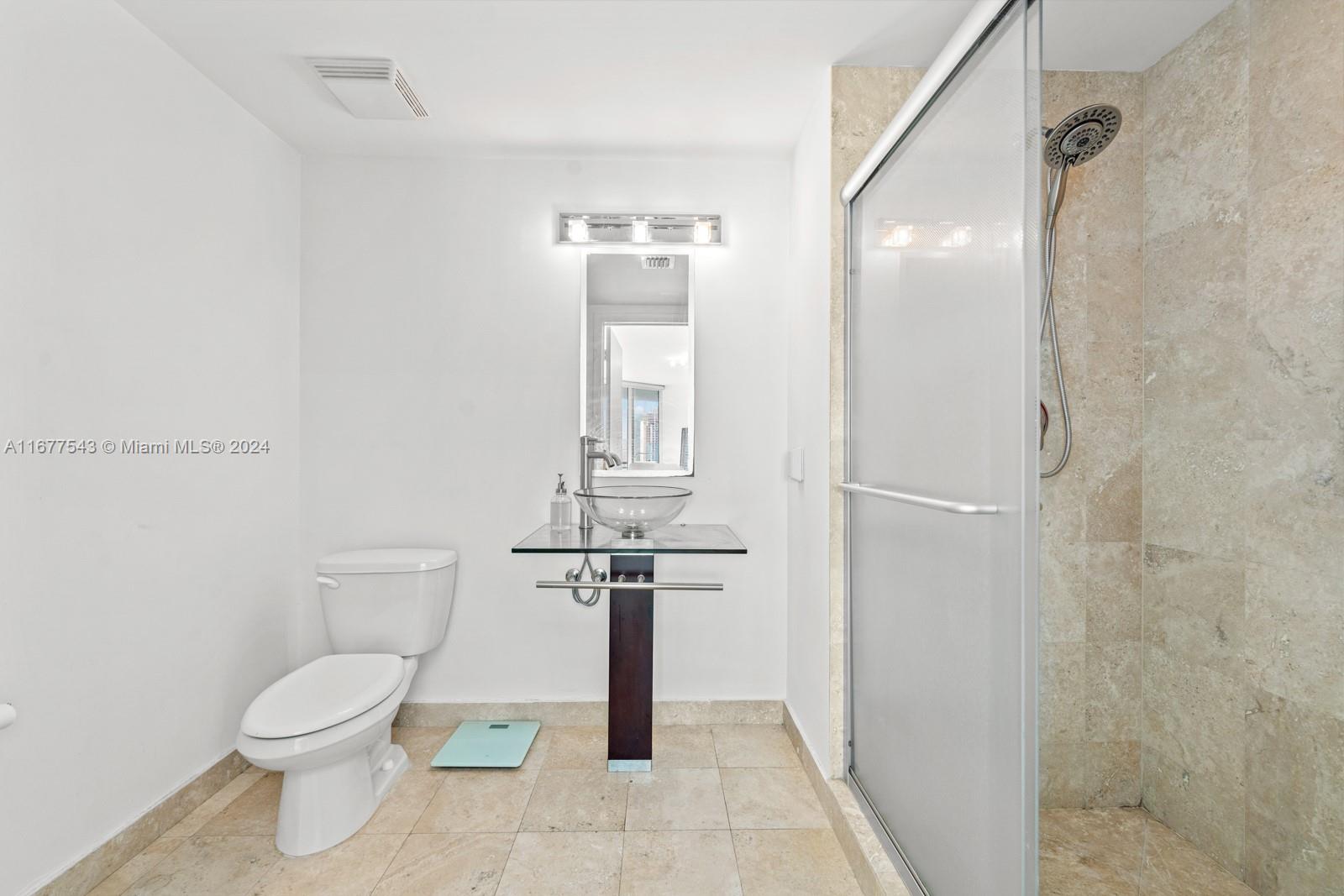 350 S Miami Ave #2201, Miami FL 33130