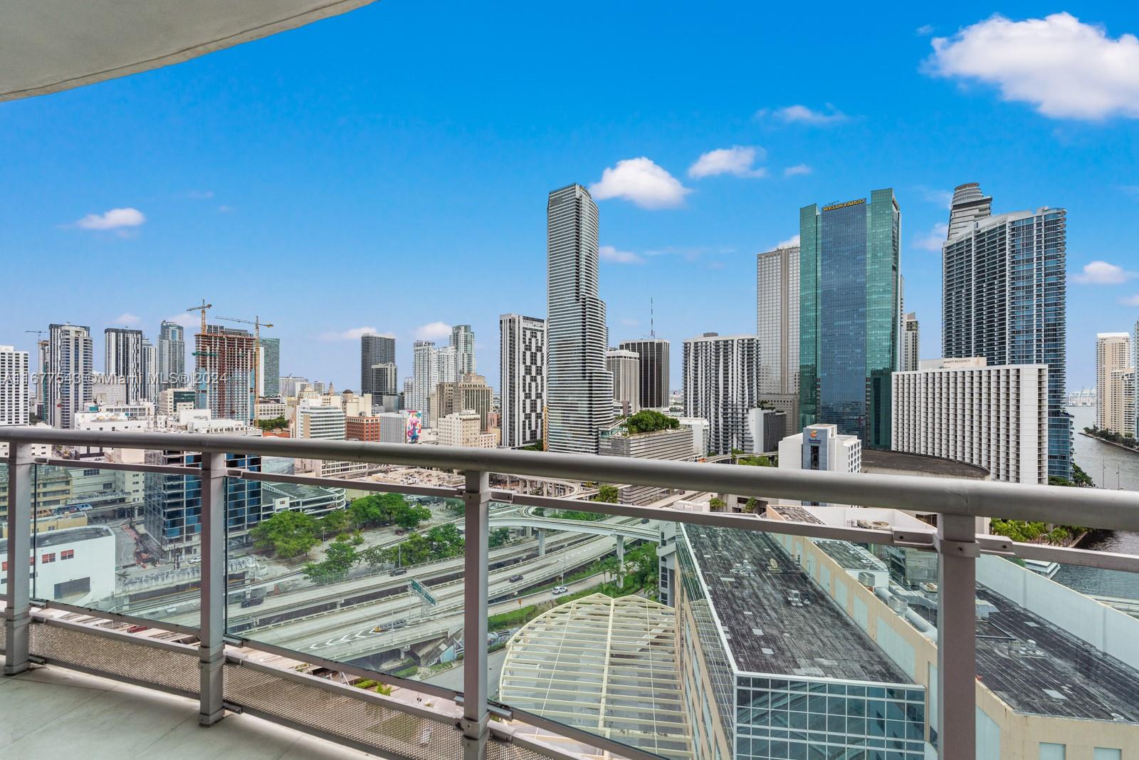 350 S Miami Ave #2201, Miami FL 33130